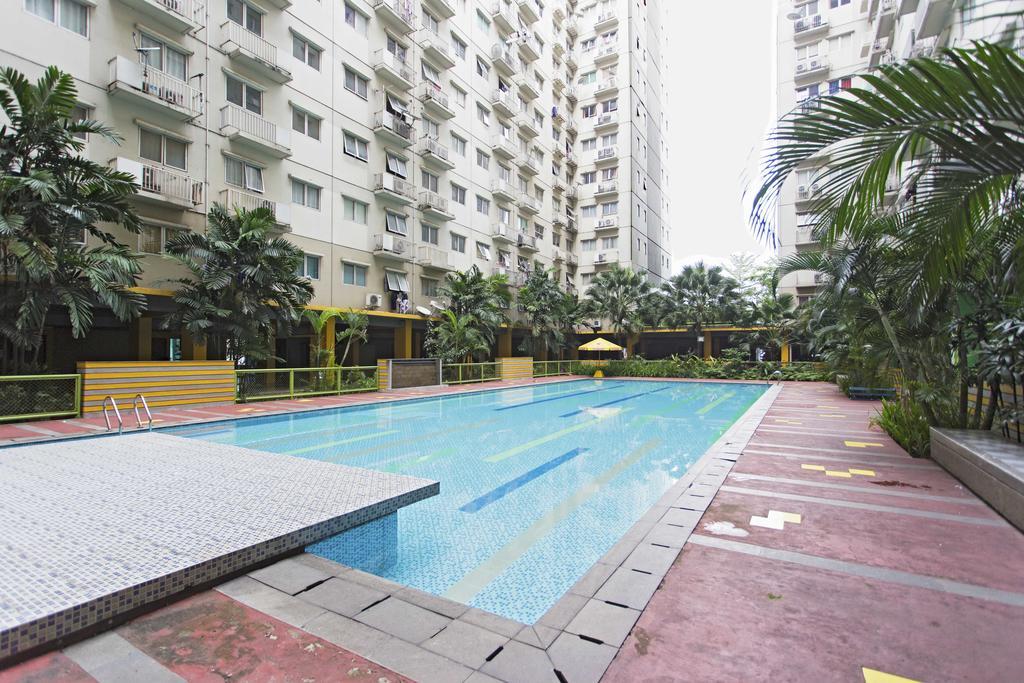 Reddoorz Apartment @ Pulo Gadung Jakarta Buitenkant foto