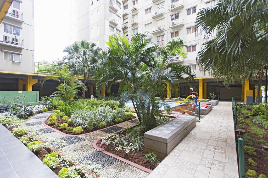 Reddoorz Apartment @ Pulo Gadung Jakarta Buitenkant foto